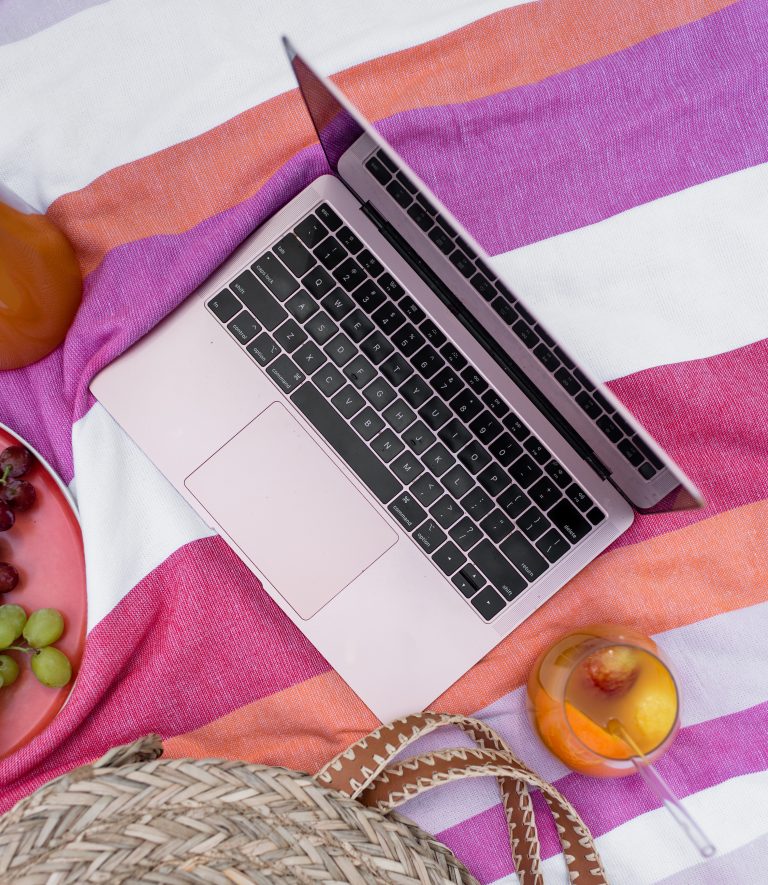 How To Create A Free Blog On Blogspot In 4 Easy Steps And Make Money Blogging